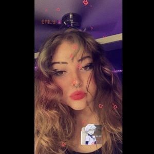 Meet your Posher, Emily